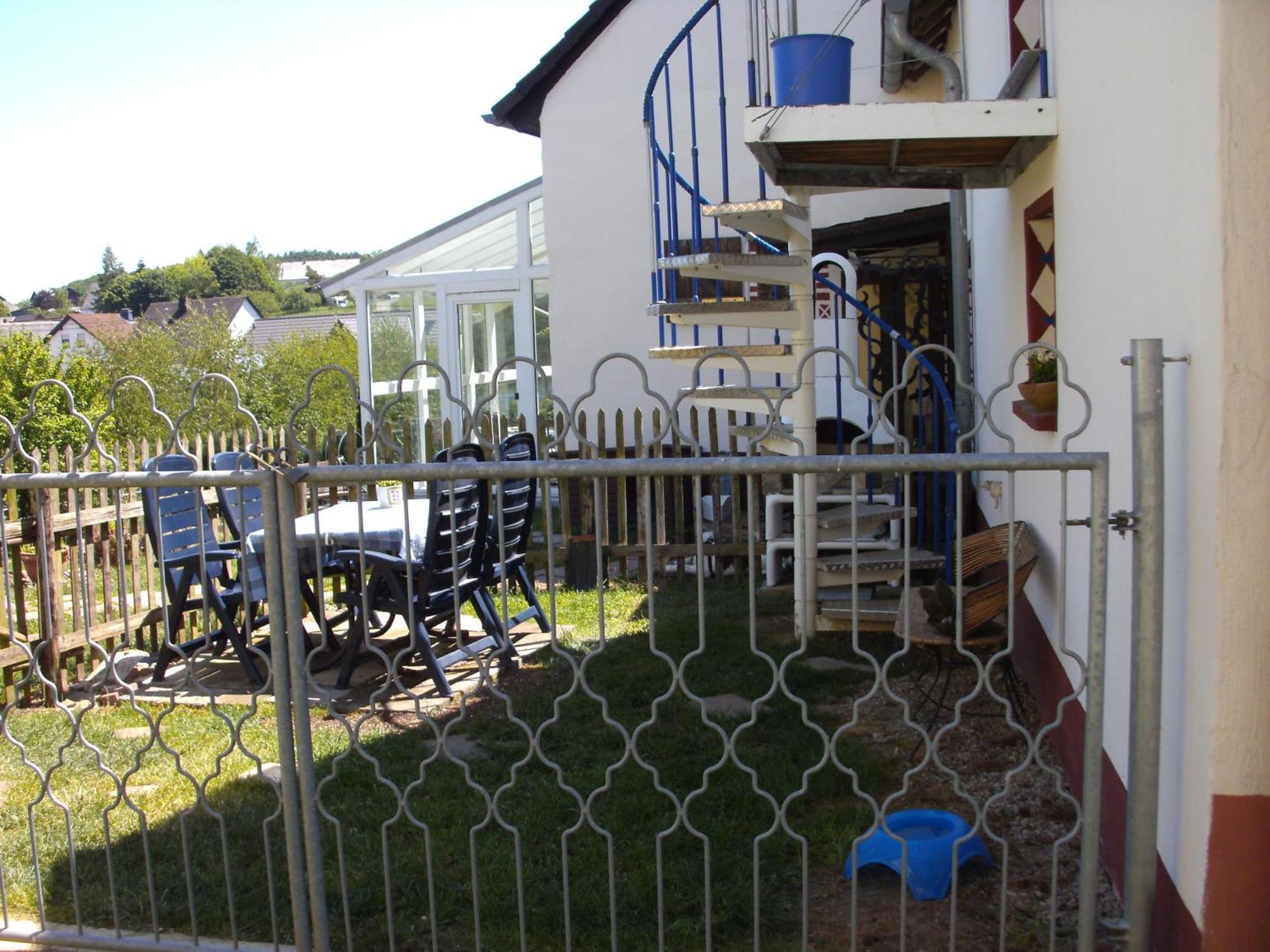 מלון Mannebach  Haus Klara חדר תמונה
